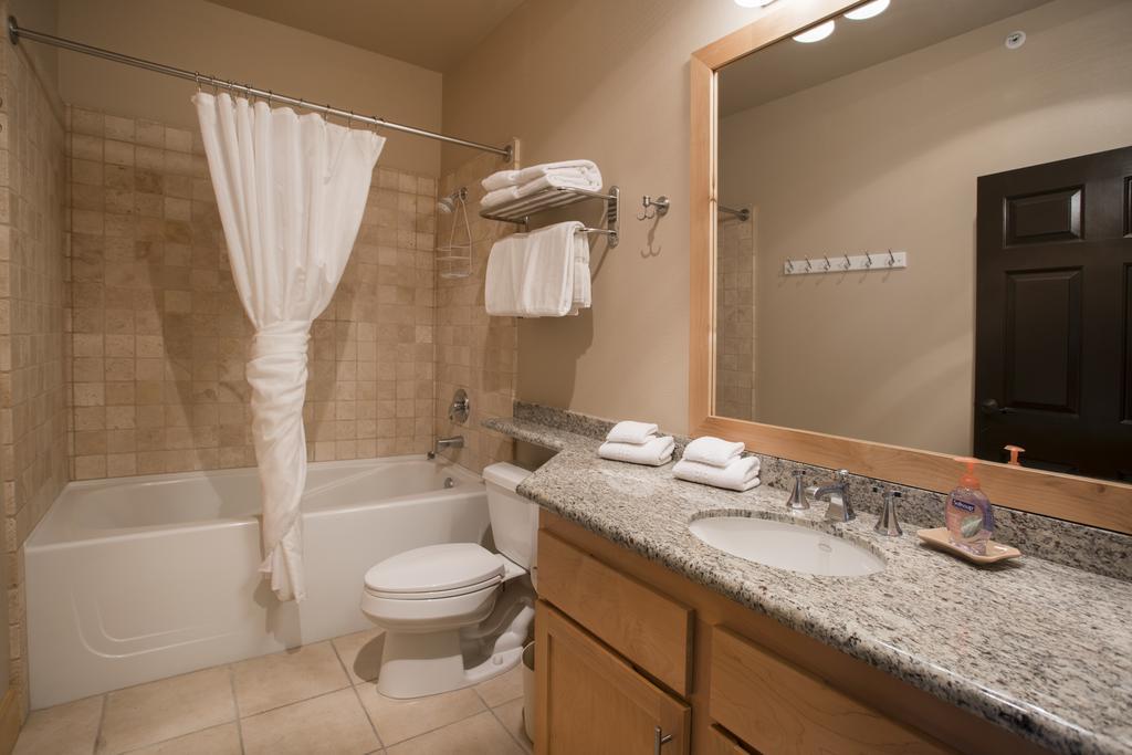Sunstone Lodge By 101 Great Escapes Mammoth Lakes Bagian luar foto