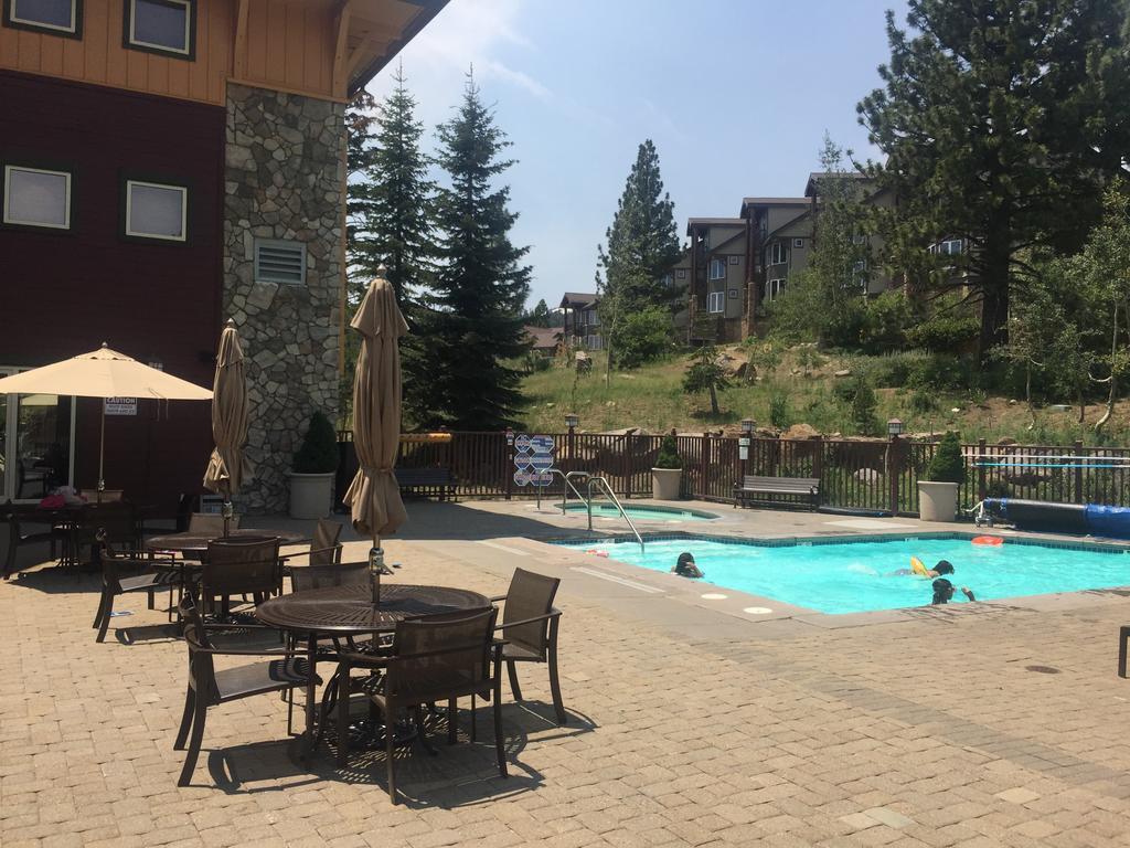 Sunstone Lodge By 101 Great Escapes Mammoth Lakes Bagian luar foto